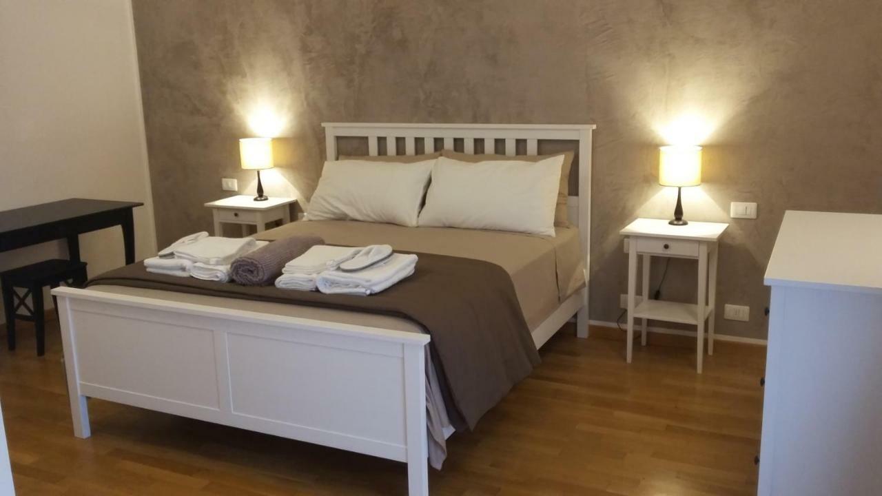 Residenza Leon Castelnuovo del Garda Exterior foto